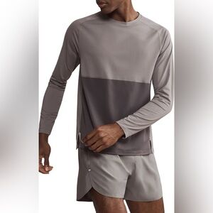 Rhone Extra Mile Long Sleeve Training T-Shirt Smoke/Asphalt Mens Size L